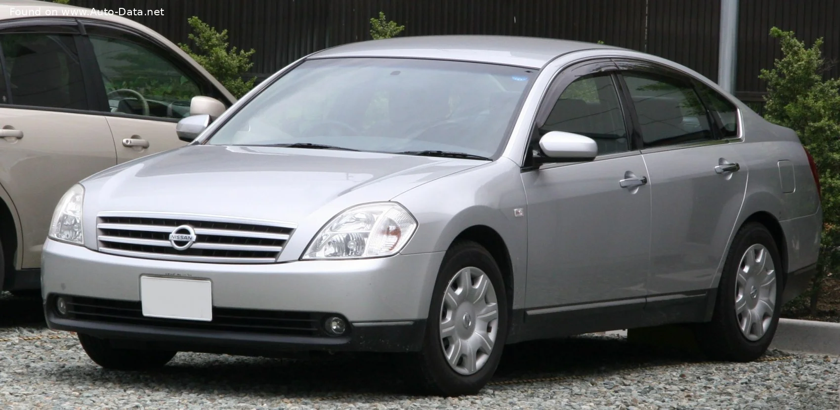 Nissan Teana 2.0 i 16V (136 Hp)2003 - 2008 thumbnail 3