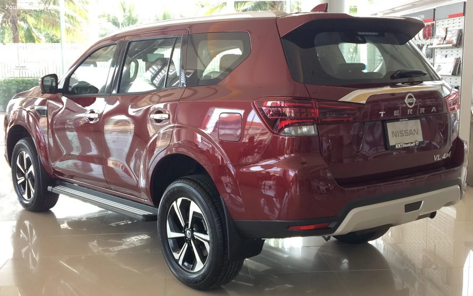 Nissan Terra 2.5i (165 Hp) 4WD Automatic2021 - thumbnail 2