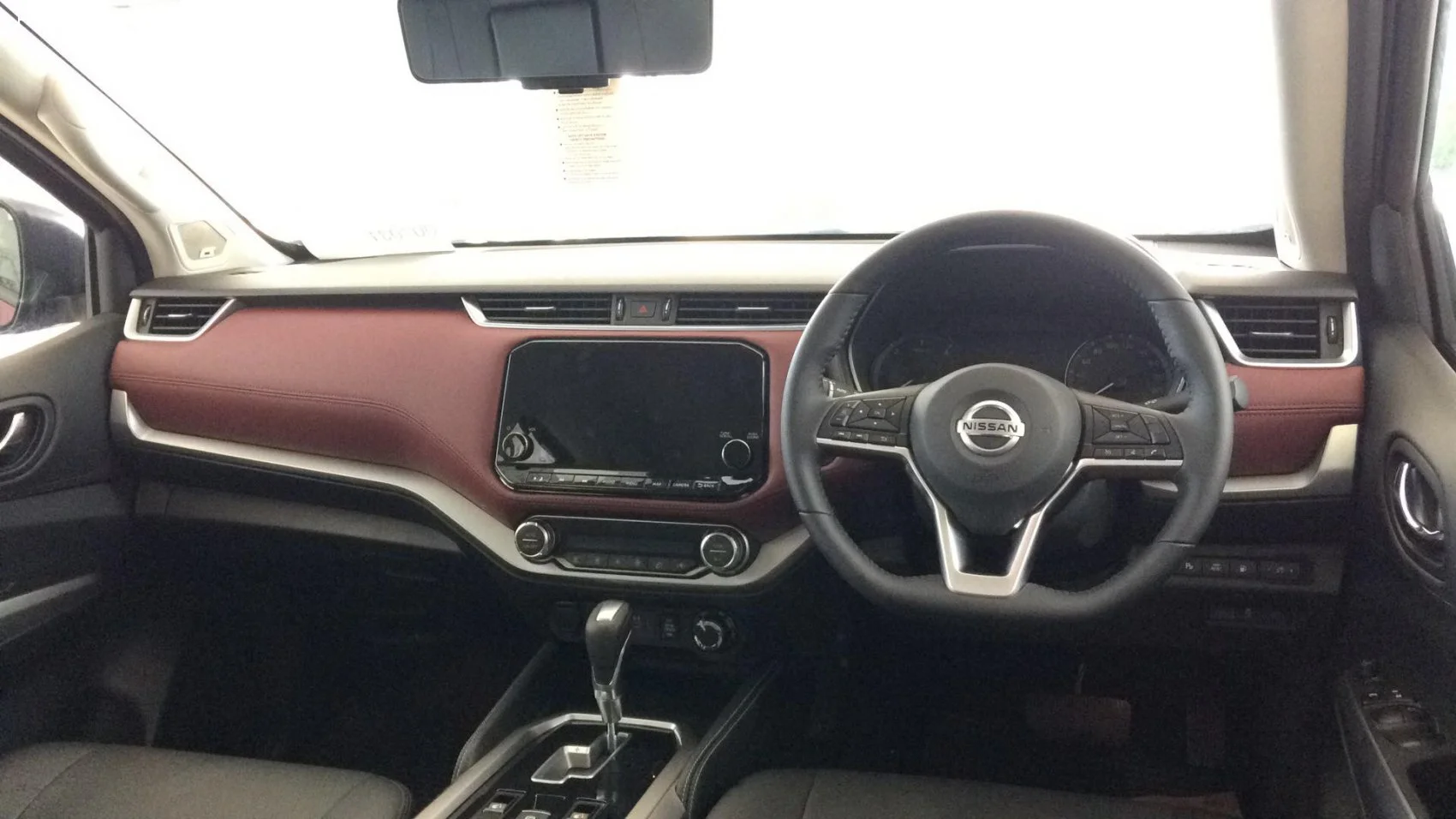 Nissan Terra 2.5i (165 Hp) 4WD Automatic2021 - thumbnail 3