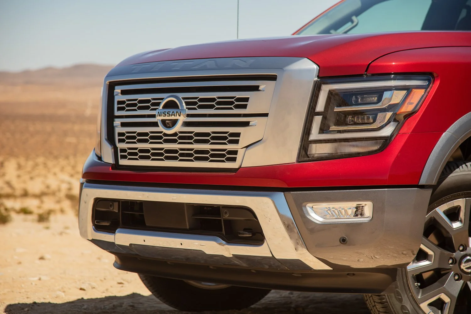 Nissan Titan 5.6 V8 (400 Hp) 4WD Automatic 5 seats2020 - - 1