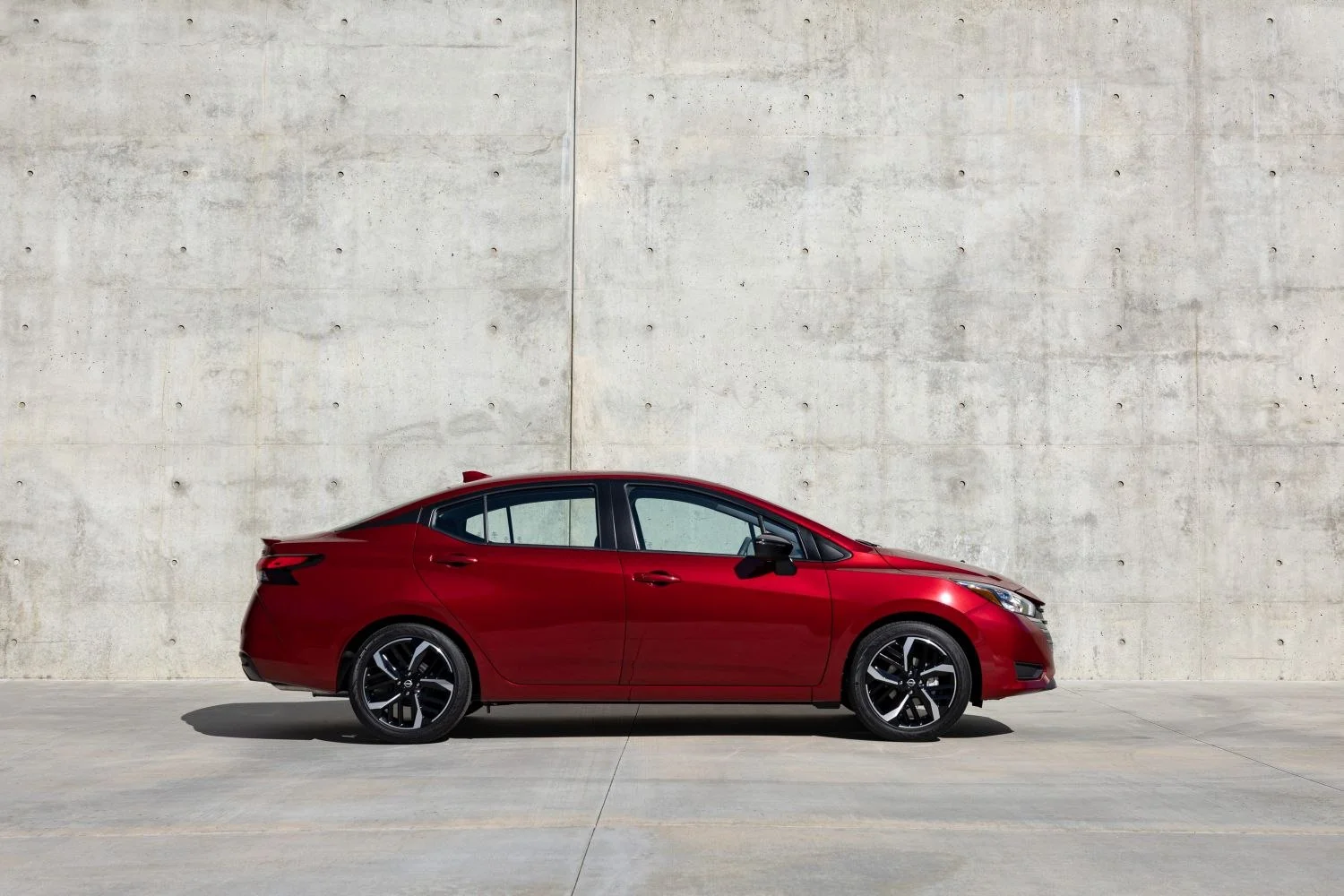 Nissan Versa 1.6 (122 Hp)2022 - thumbnail 5