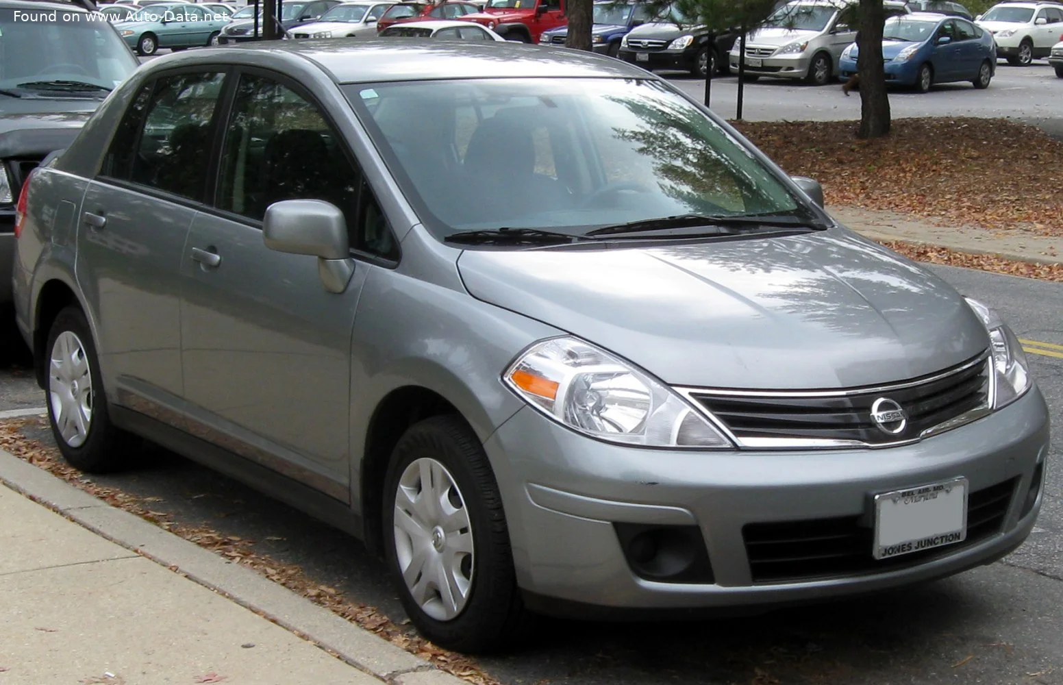 Nissan Versa 1.8 16V (124 Hp)2006 - 2011 thumbnail 3