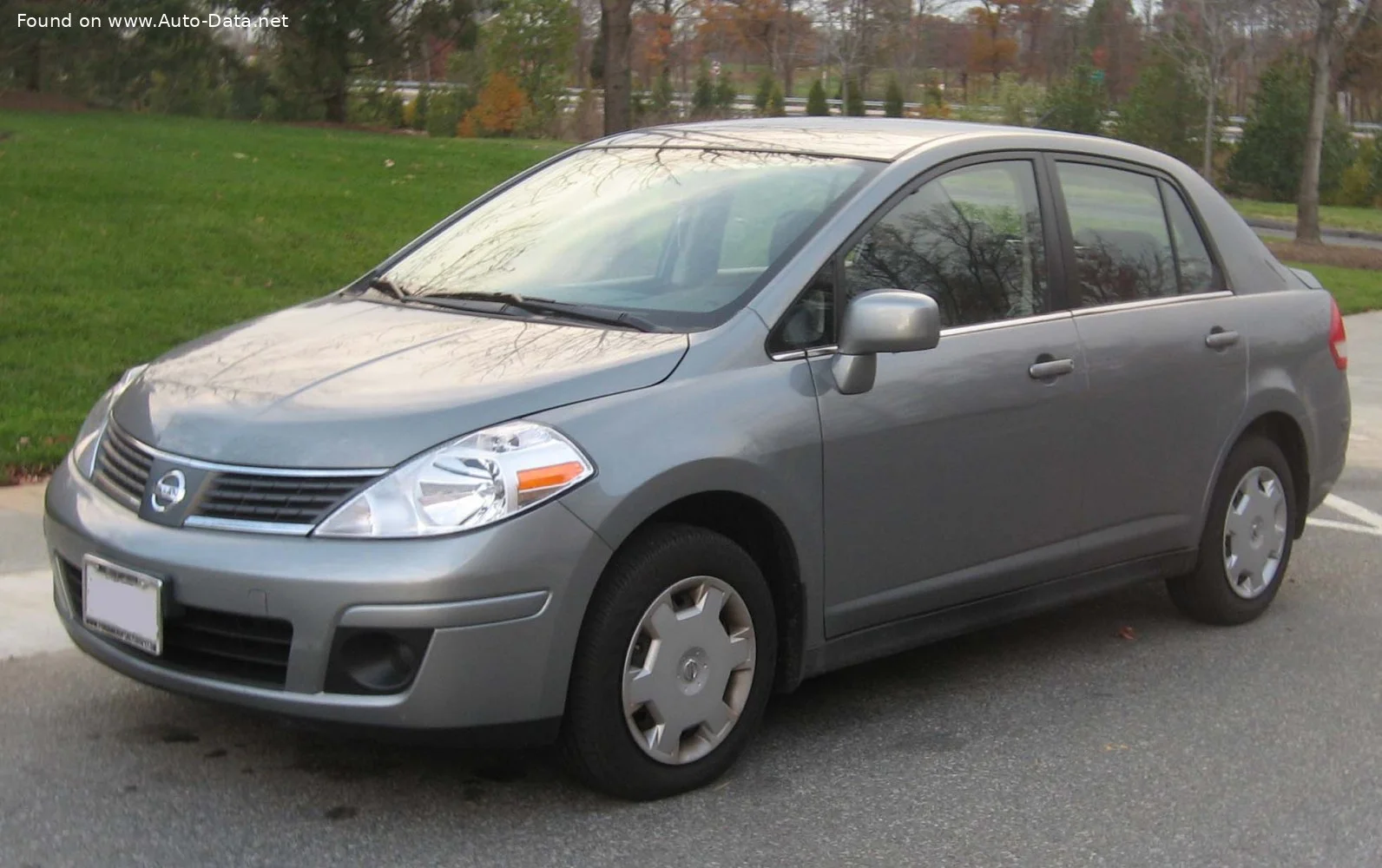 Nissan Versa 1.8 16V (124 Hp)2006 - 2011 thumbnail 5