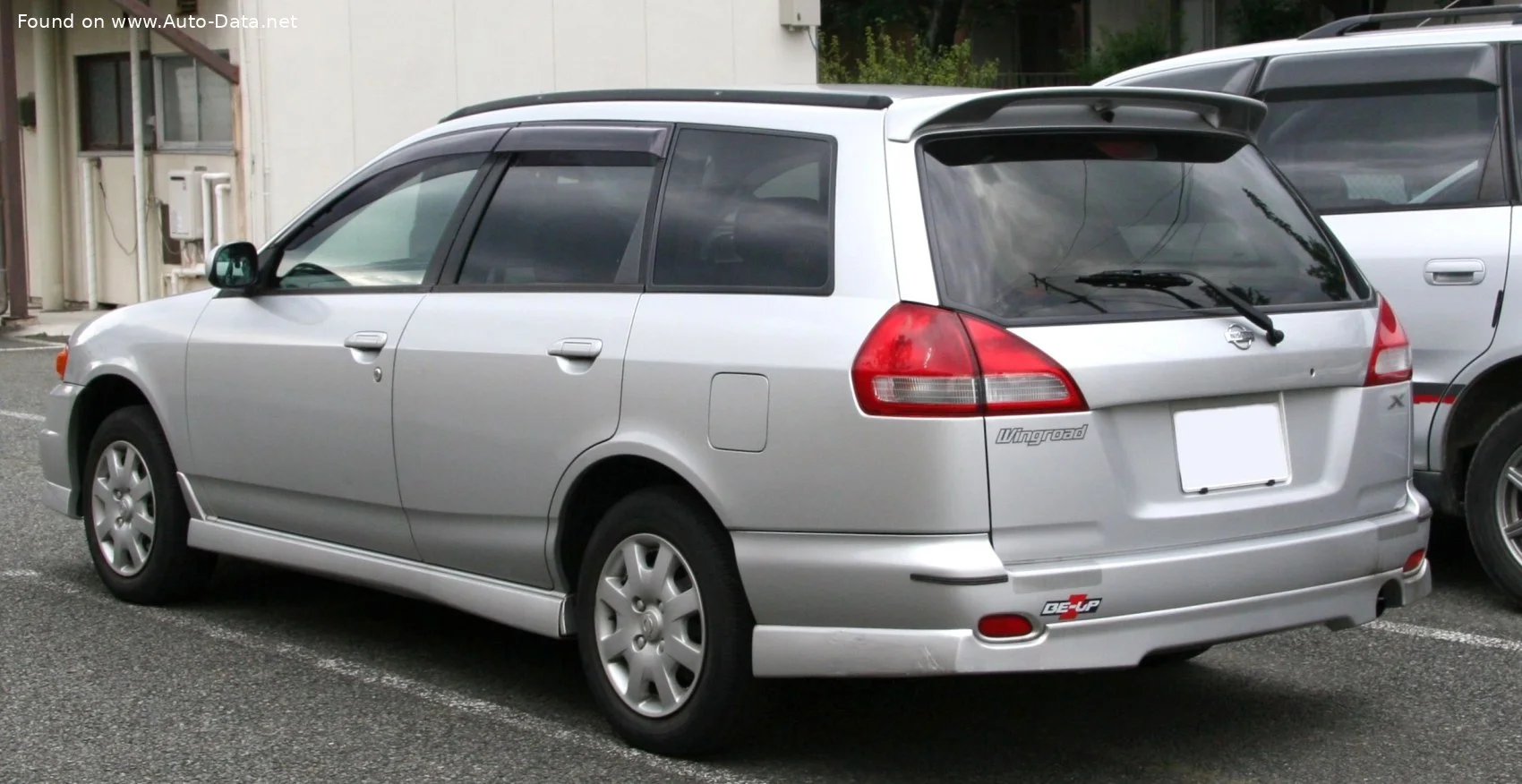 Nissan Wingroad 1.5 i 16V X (105 Hp)1999 - 2005 thumbnail 2