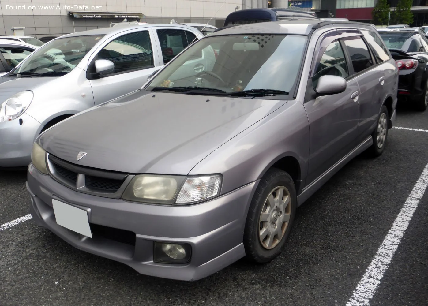 Nissan Wingroad 1.5 i 16V X (105 Hp)1999 - 2005 thumbnail 3
