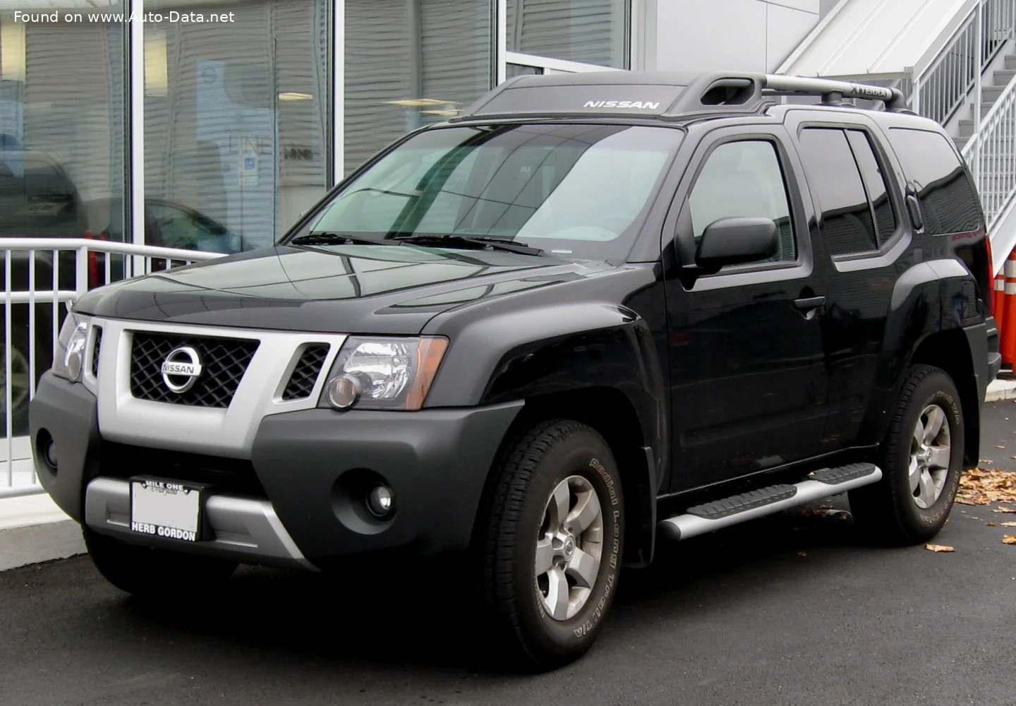 Nissan Xterra 4.0 V6 (261 Hp) 4x42008 - 2015 thumbnail 2