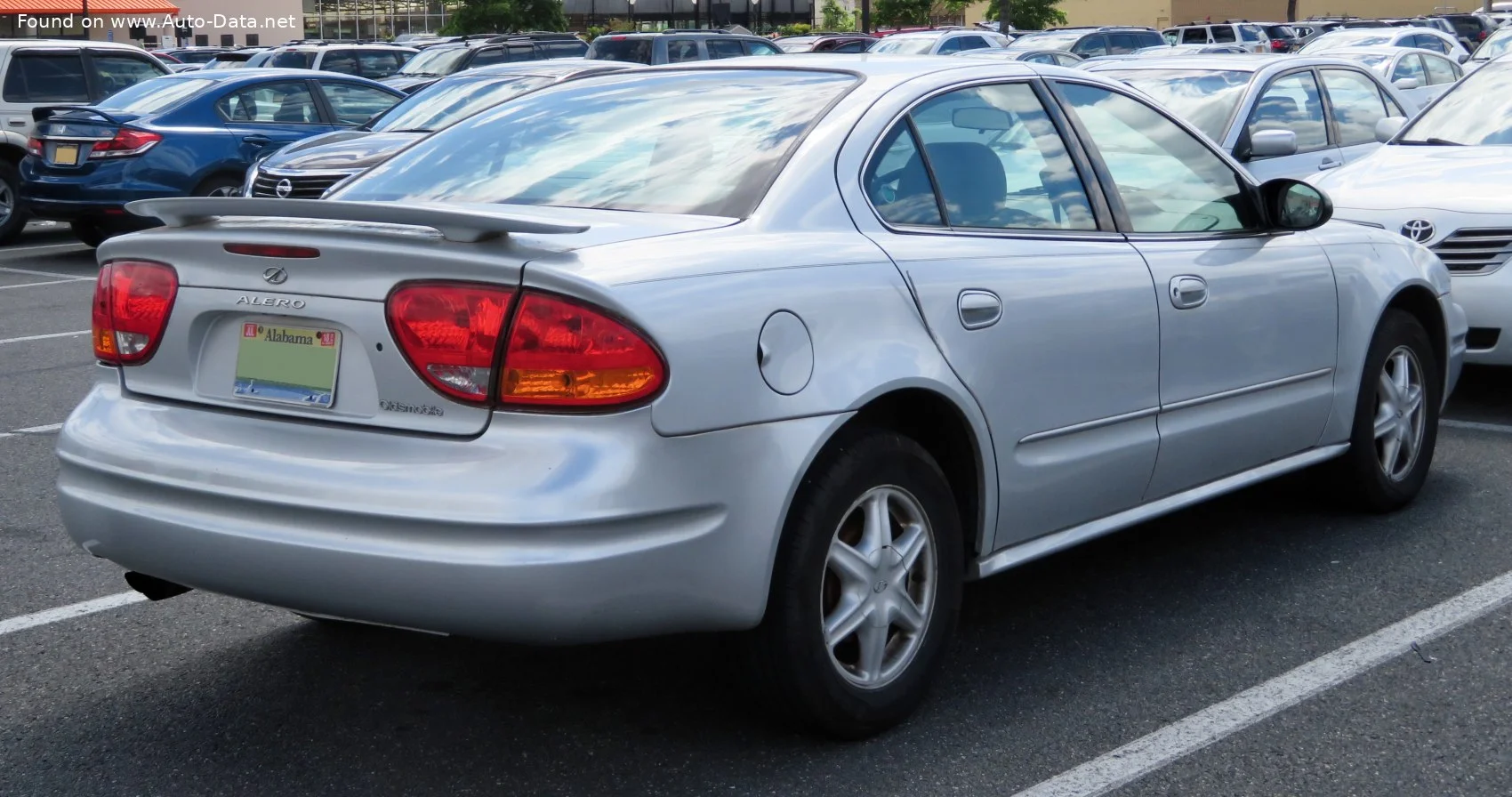 Oldsmobile Alero 2.2 16V (141 Hp)2002 - 2004 thumbnail 3