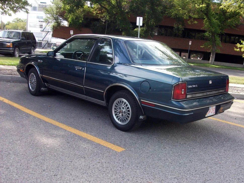 Oldsmobile Cutlass 2.5 i (106 Hp)1981 - 1991 thumbnail 2