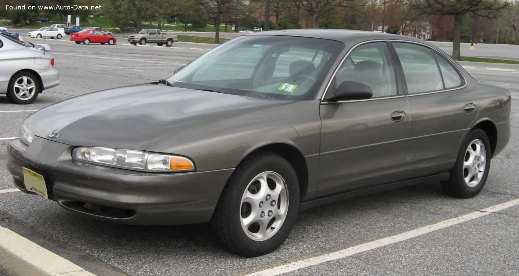 Oldsmobile Intrigue modeli