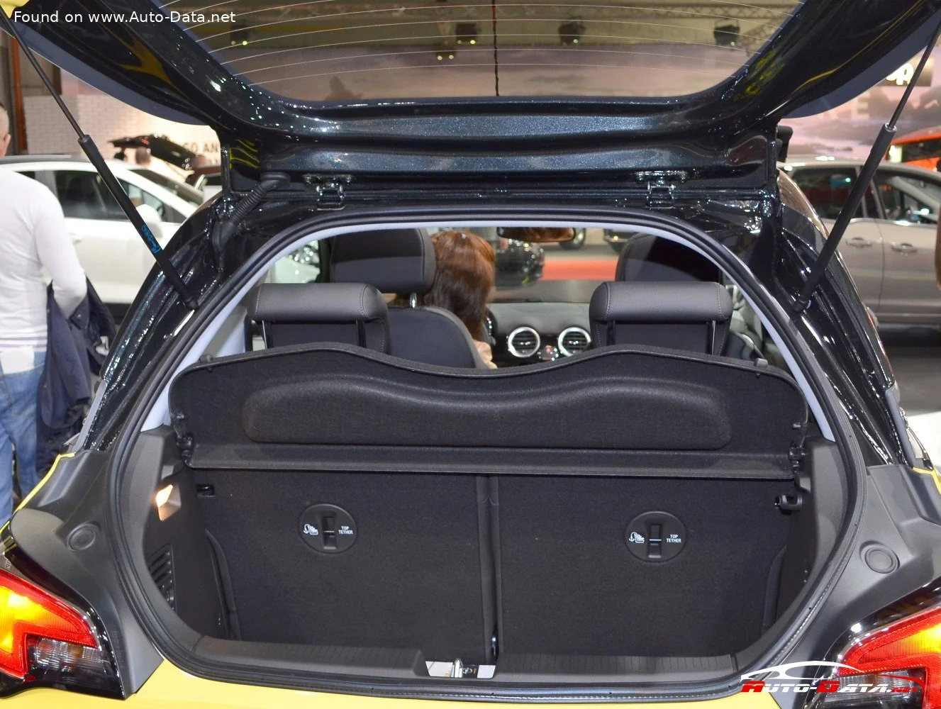 Opel Adam 1.0 ECOTEC (115 Hp)2014 - 2018 thumbnail 11