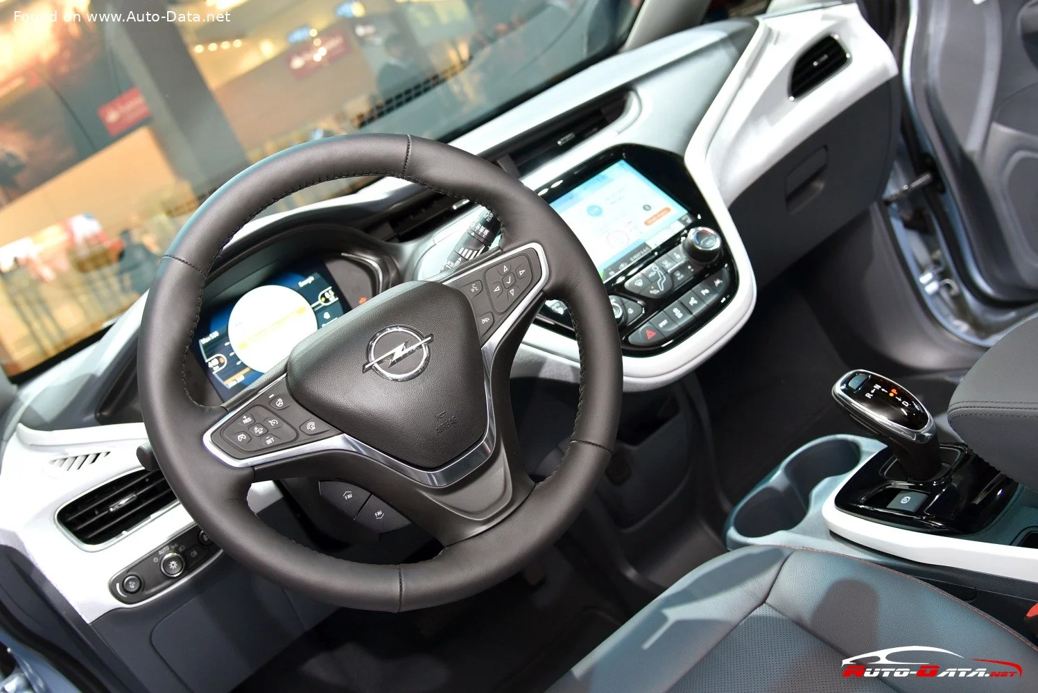 Opel Ampera 60 kWh (204 Hp)2016 - 2020 thumbnail 6