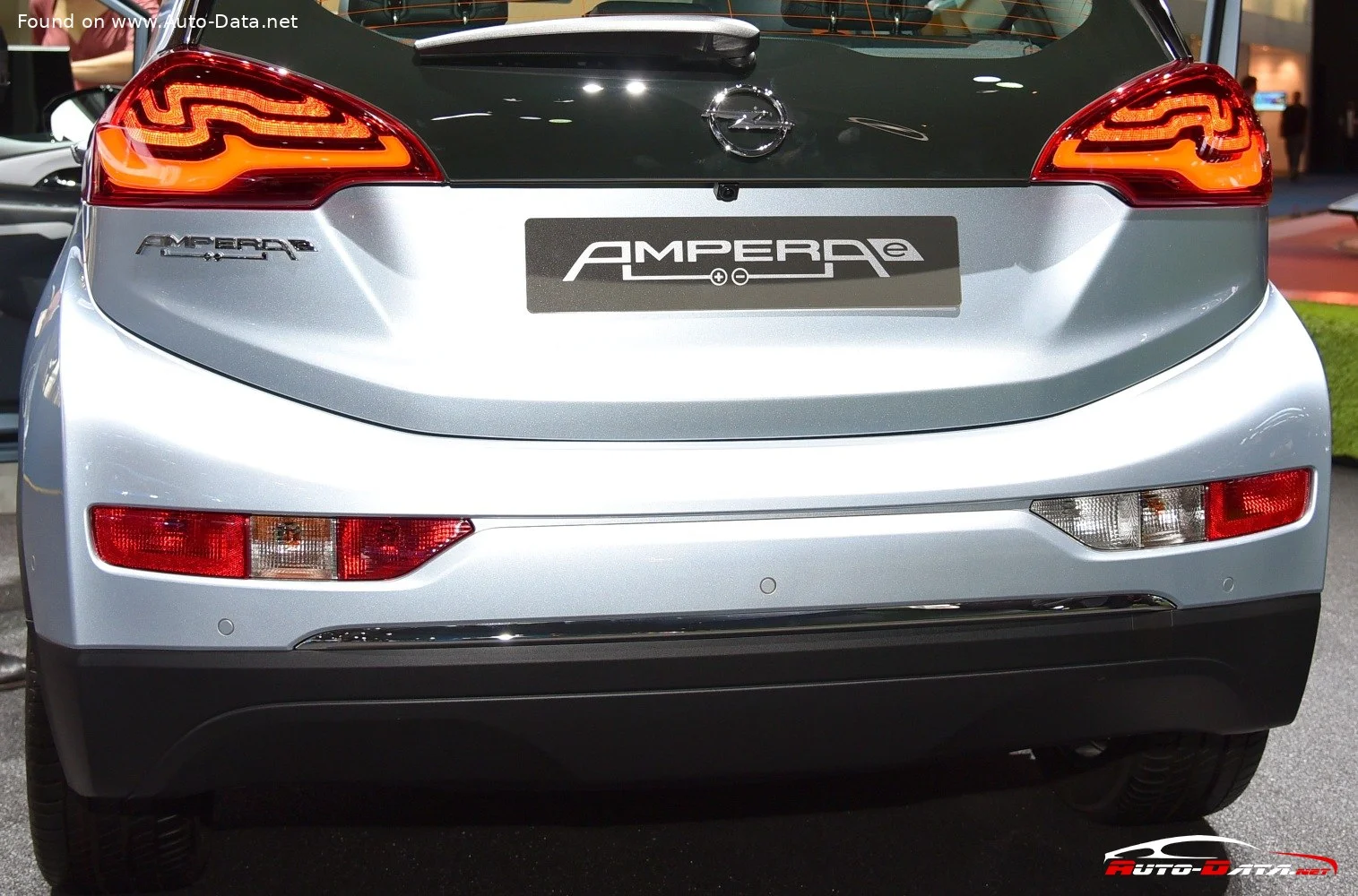 Opel Ampera 60 kWh (204 Hp)2016 - 2020 thumbnail 9