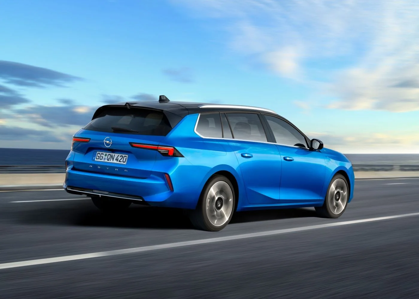 Opel Astra 1.2 Turbo (110 Hp)2022 - 2024 thumbnail 3