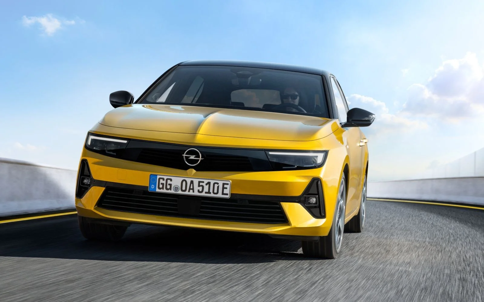 Opel Astra 1.2 Turbo (110 Hp)2021 - 2024 thumbnail 5