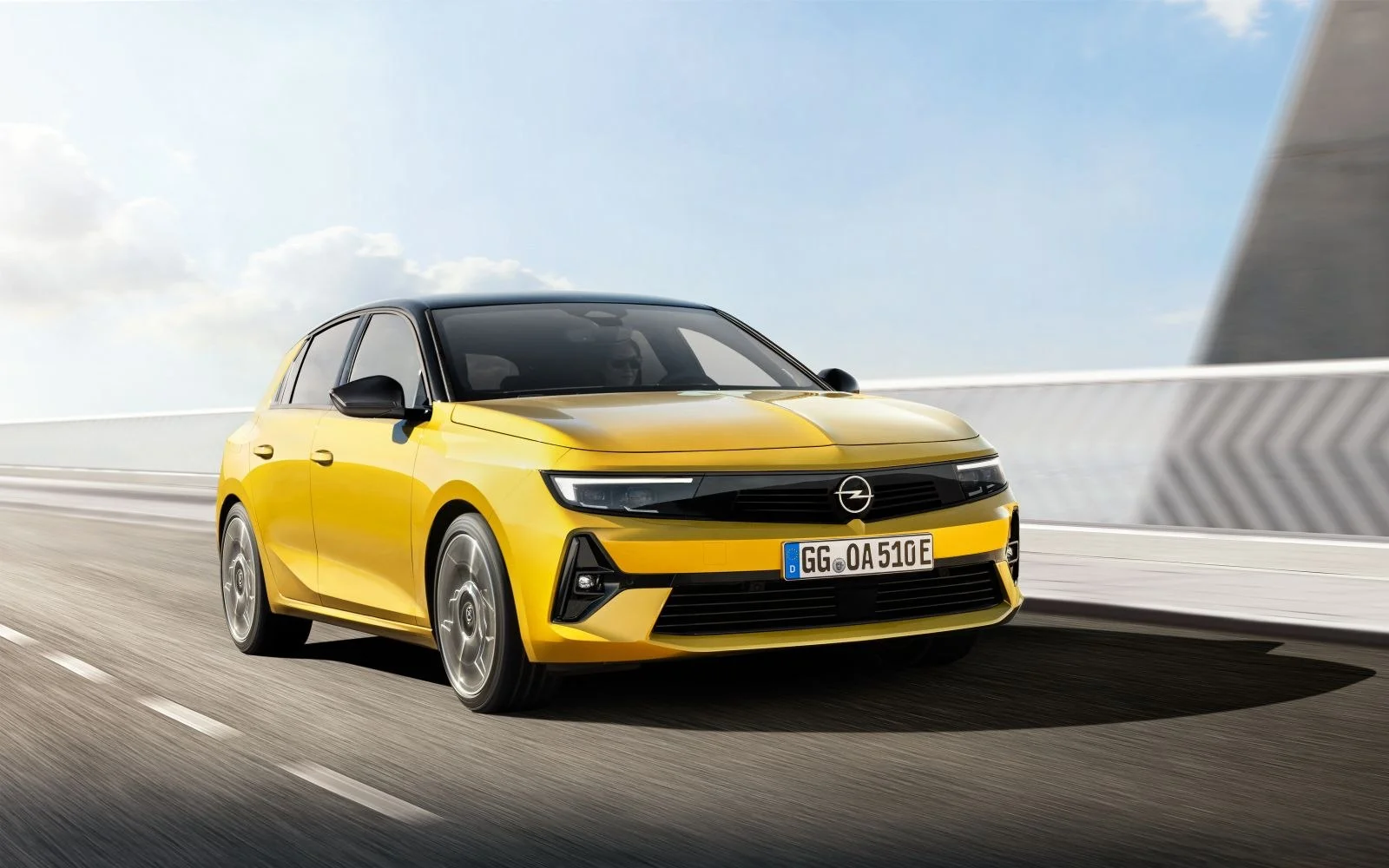 Opel Astra 1.2 Turbo (110 Hp)2021 - 2024 thumbnail 6