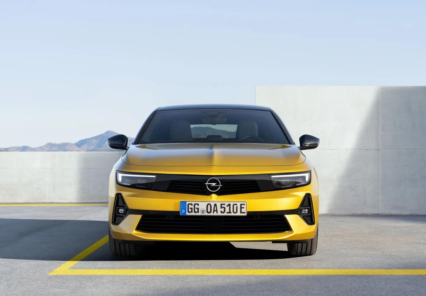 Opel Astra 1.2 Turbo (110 Hp)2021 - 2024 thumbnail 8