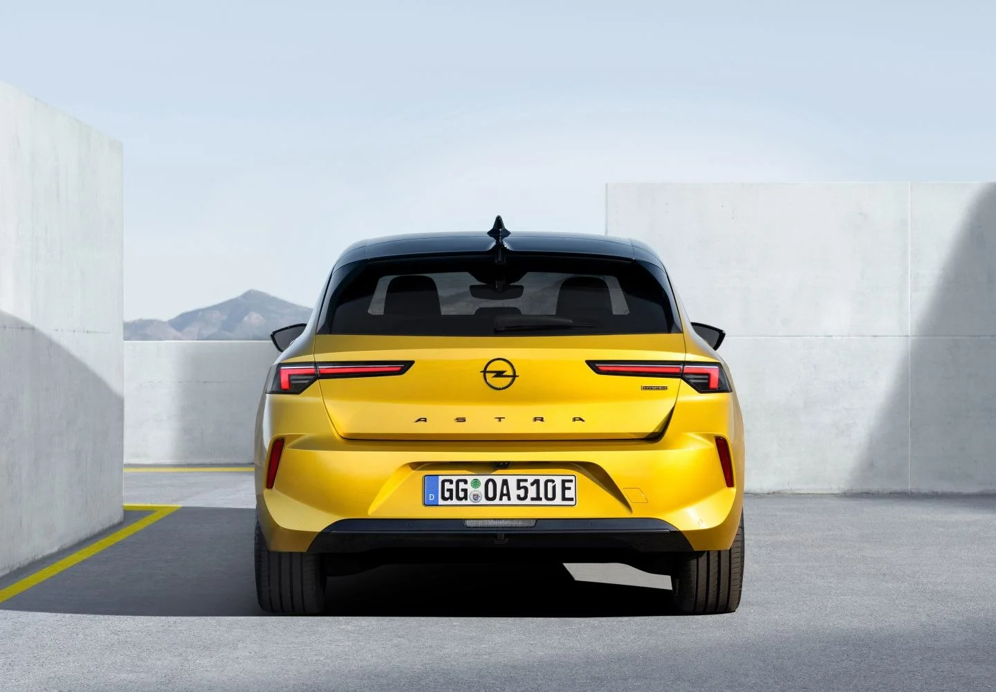 Opel Astra 1.2 Turbo (110 Hp)2021 - 2024 thumbnail 10
