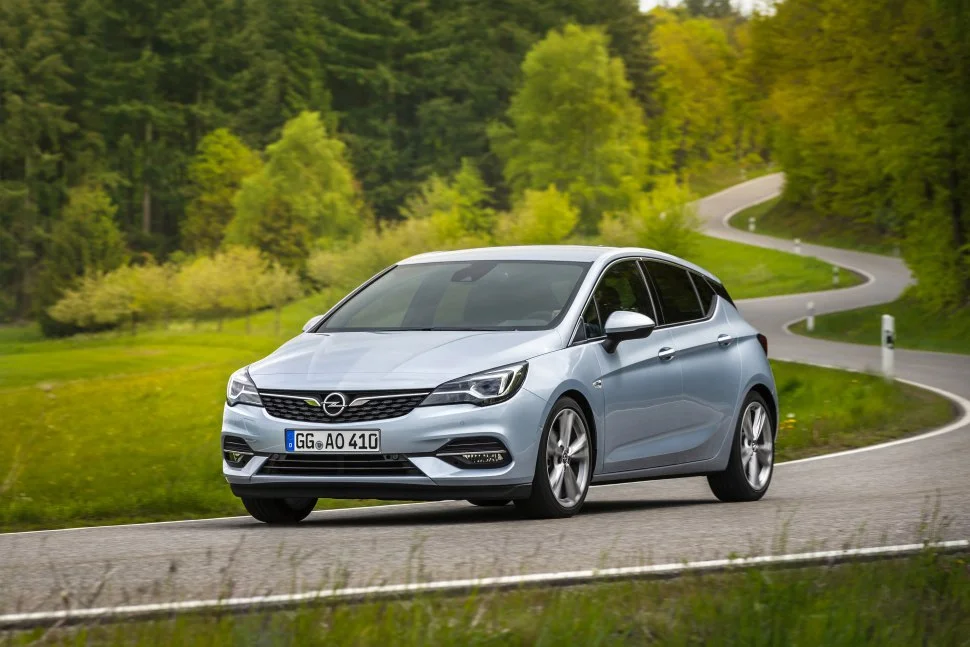 Opel Astra 1.2 Turbo (110 Hp)2019 - 2021 thumbnail 2