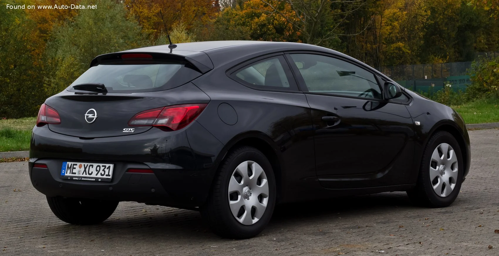 Opel Astra 1.4 (100 Hp) Ecotec start/stop2011 - 2013 thumbnail 3