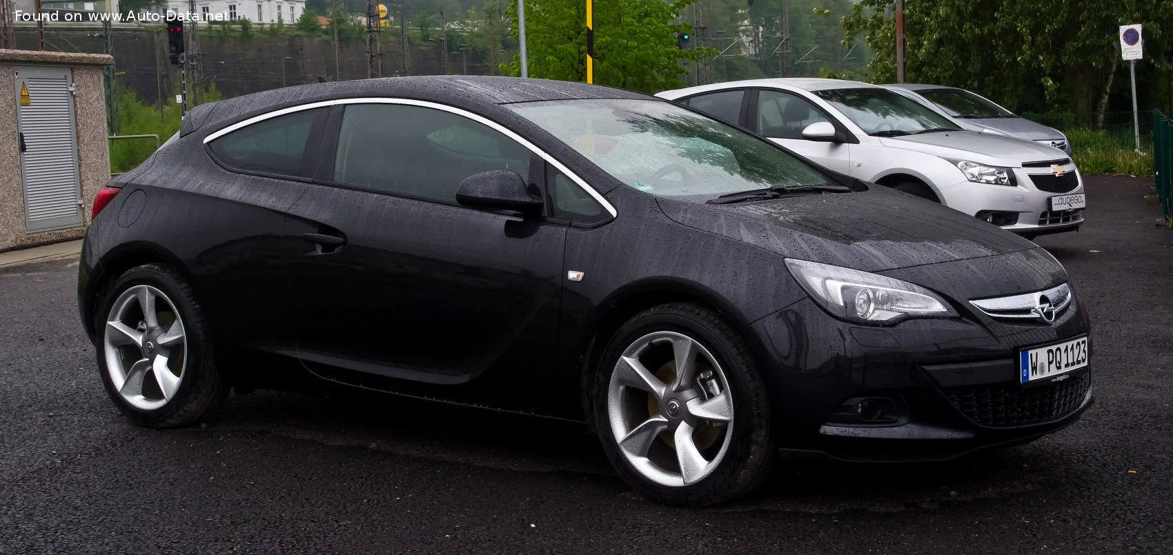 Opel Astra 1.4 (100 Hp) Ecotec start/stop2011 - 2013 thumbnail 4