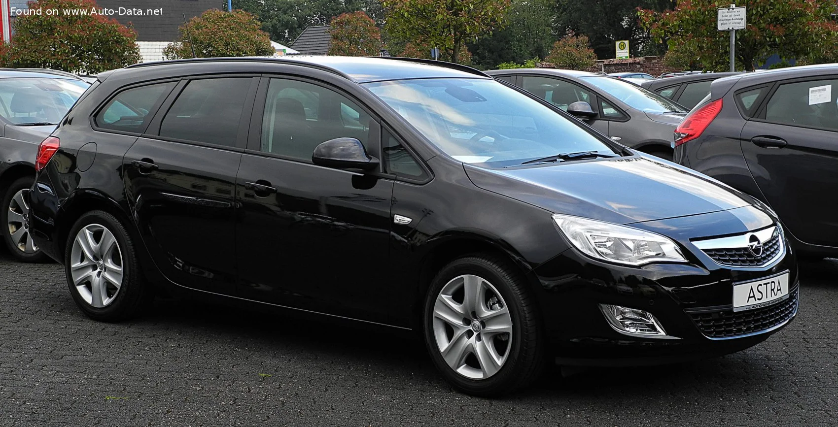 Opel Astra 1.3 CDTI (95 Hp)2010 - 2012 thumbnail 3
