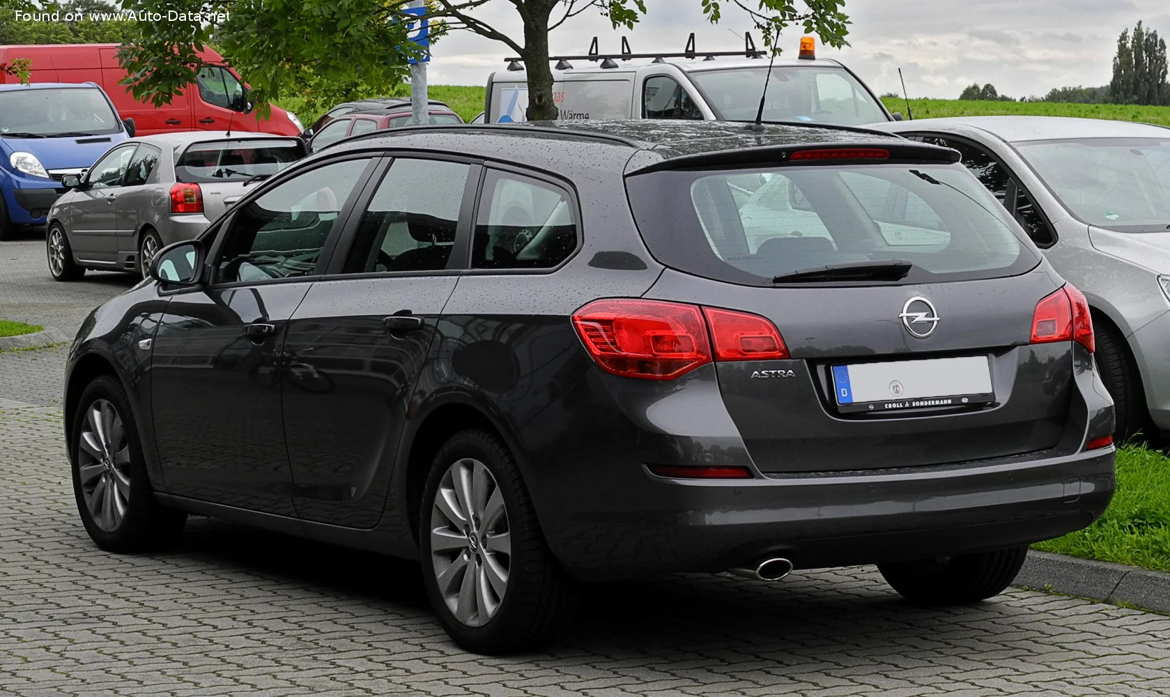 Opel Astra 1.3 CDTI (95 Hp)2010 - 2012 thumbnail 6