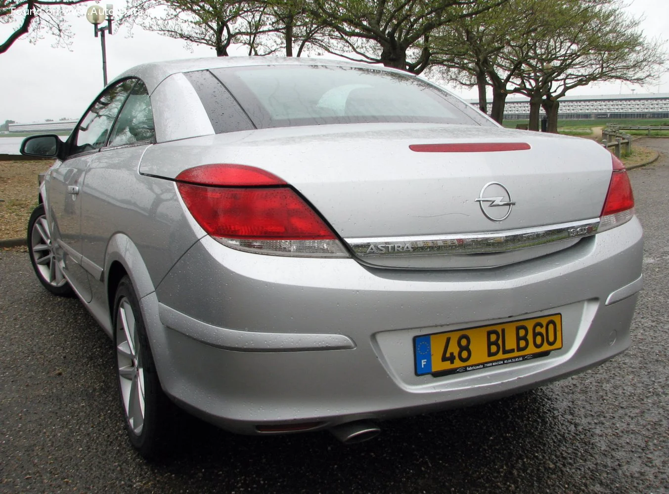 Opel Astra 1.6i 16V ECOTEC (105 Hp)2006 - 2007 thumbnail 4