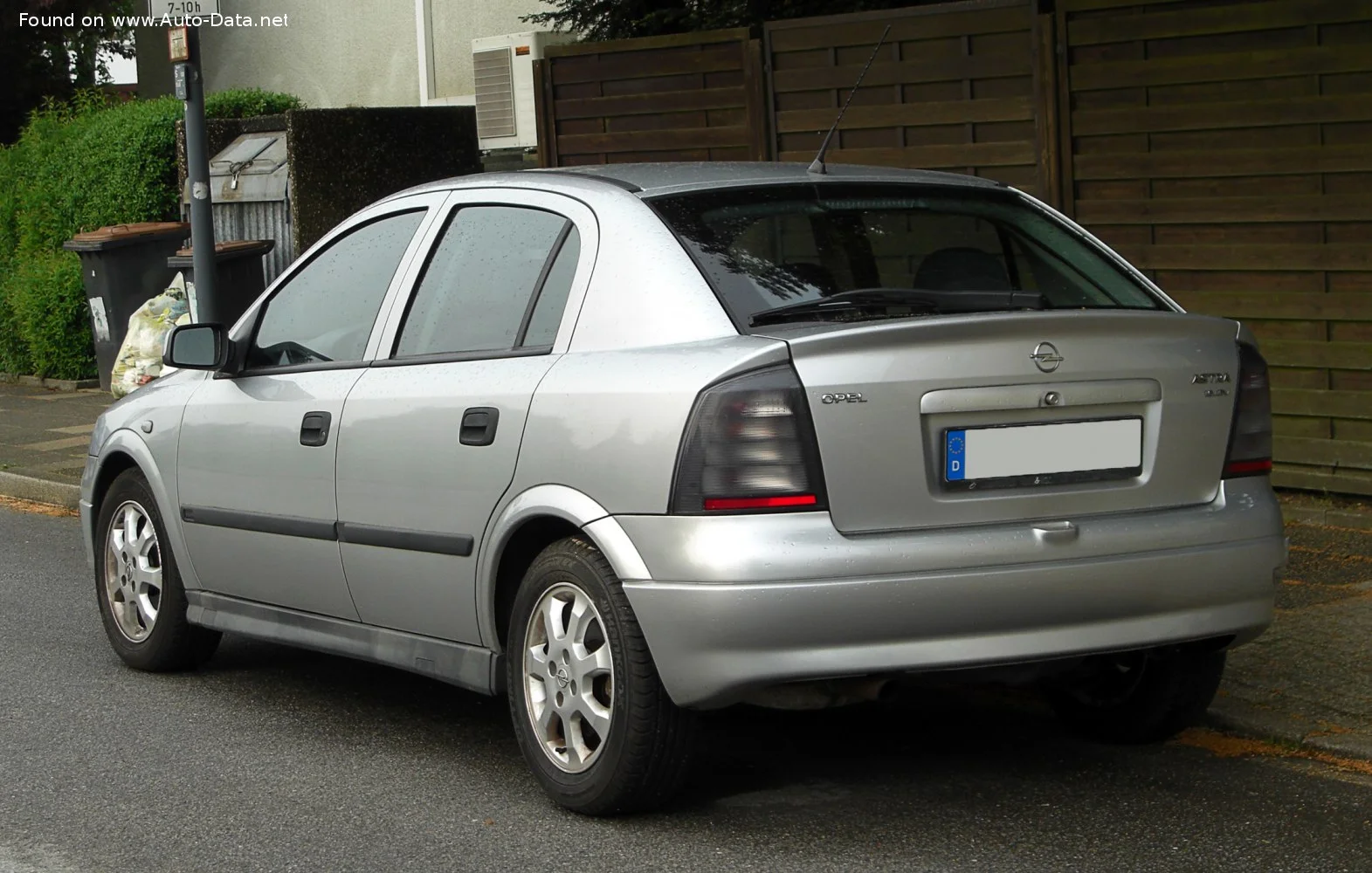 Opel Astra 1.2 16V (65 Hp)1998 - 2000 thumbnail 8