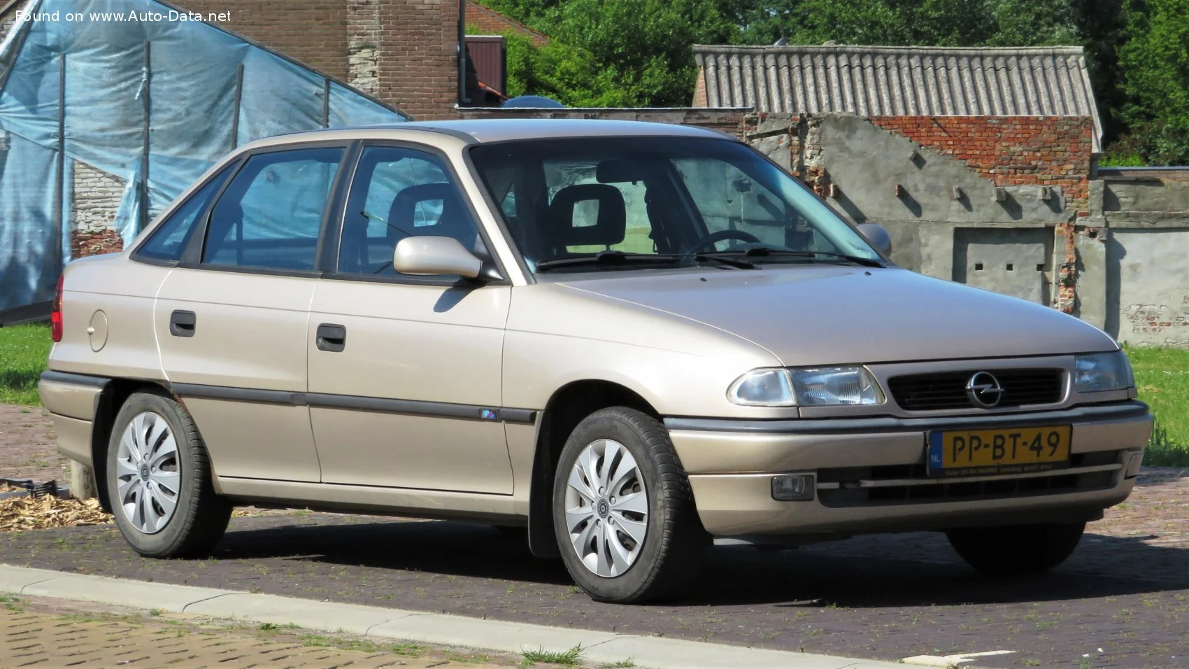 Opel Astra 1.4i 16V (90 Hp)1996 - 1998 - 1
