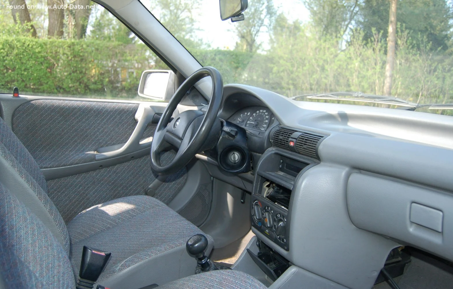 Opel Astra 1.4i (60 Hp)1991 - 1994 thumbnail 5