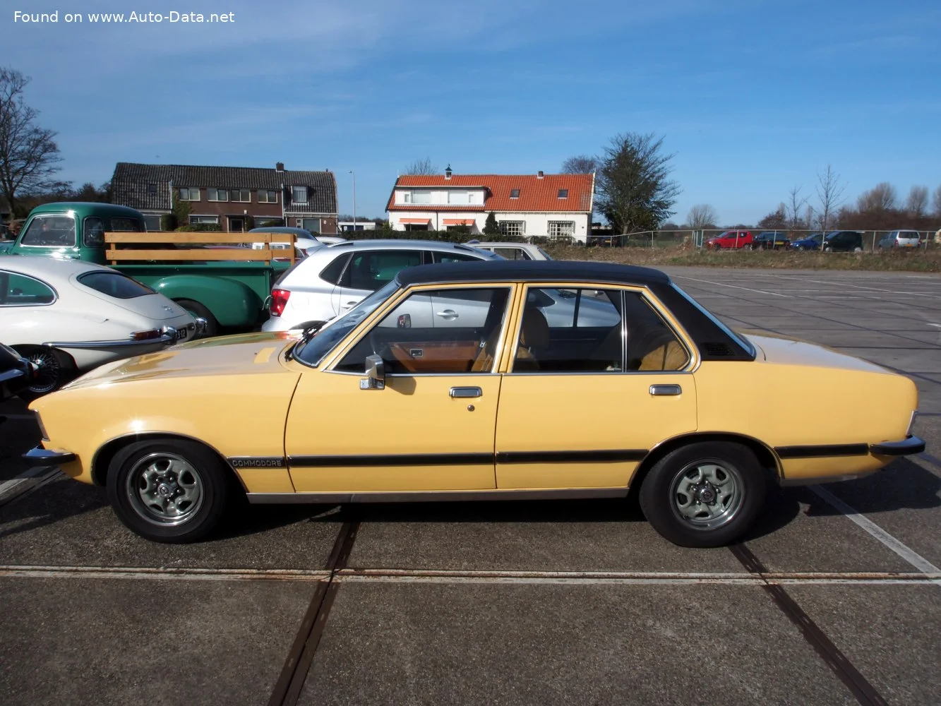Opel Commodore 2.5 (115 Hp)1972 - 1974 thumbnail 2