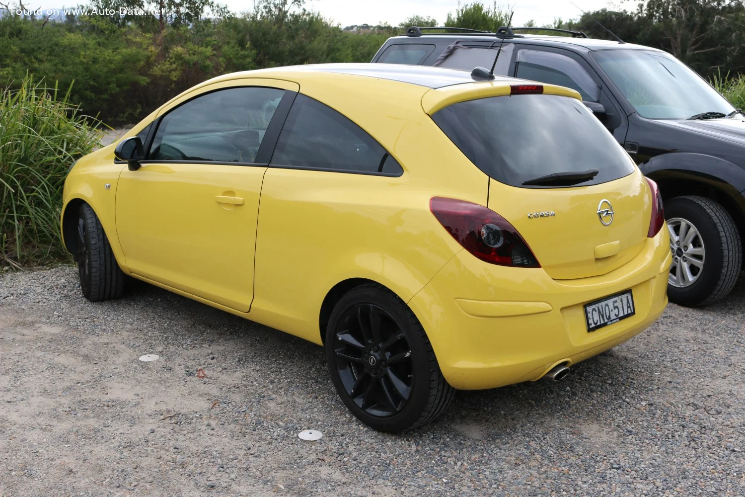 Opel Corsa 1.0 XEP (65 Hp)2011 - 2014 thumbnail 3