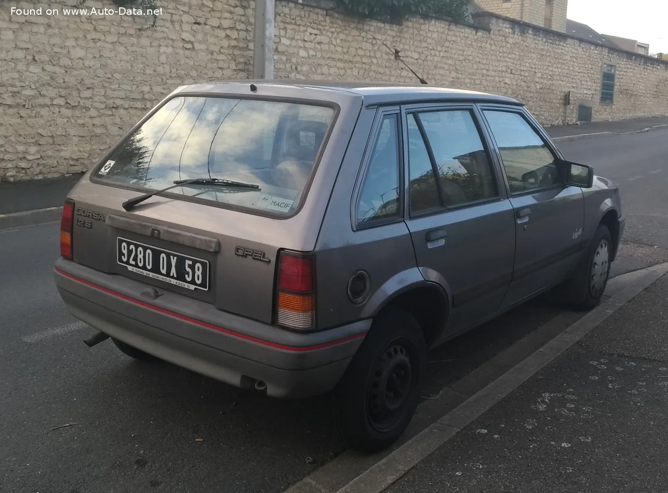 Opel Corsa 1.0 (45 Hp)1990 - 1992 thumbnail 2