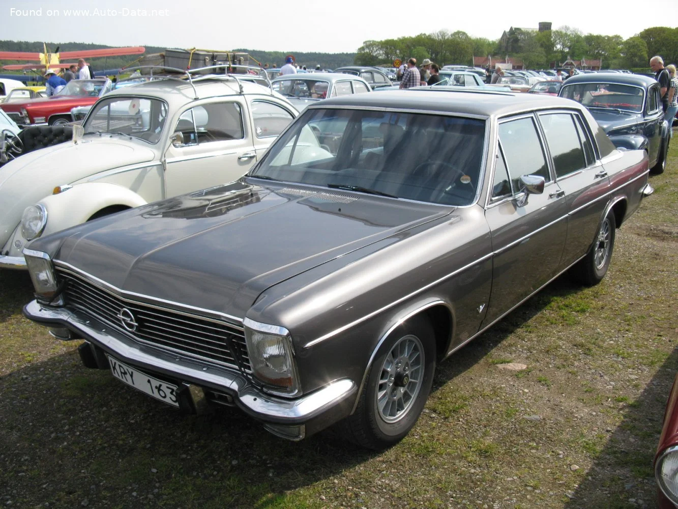 Opel Diplomat 2.8 E (165 Hp)1969 - 1975 thumbnail 2