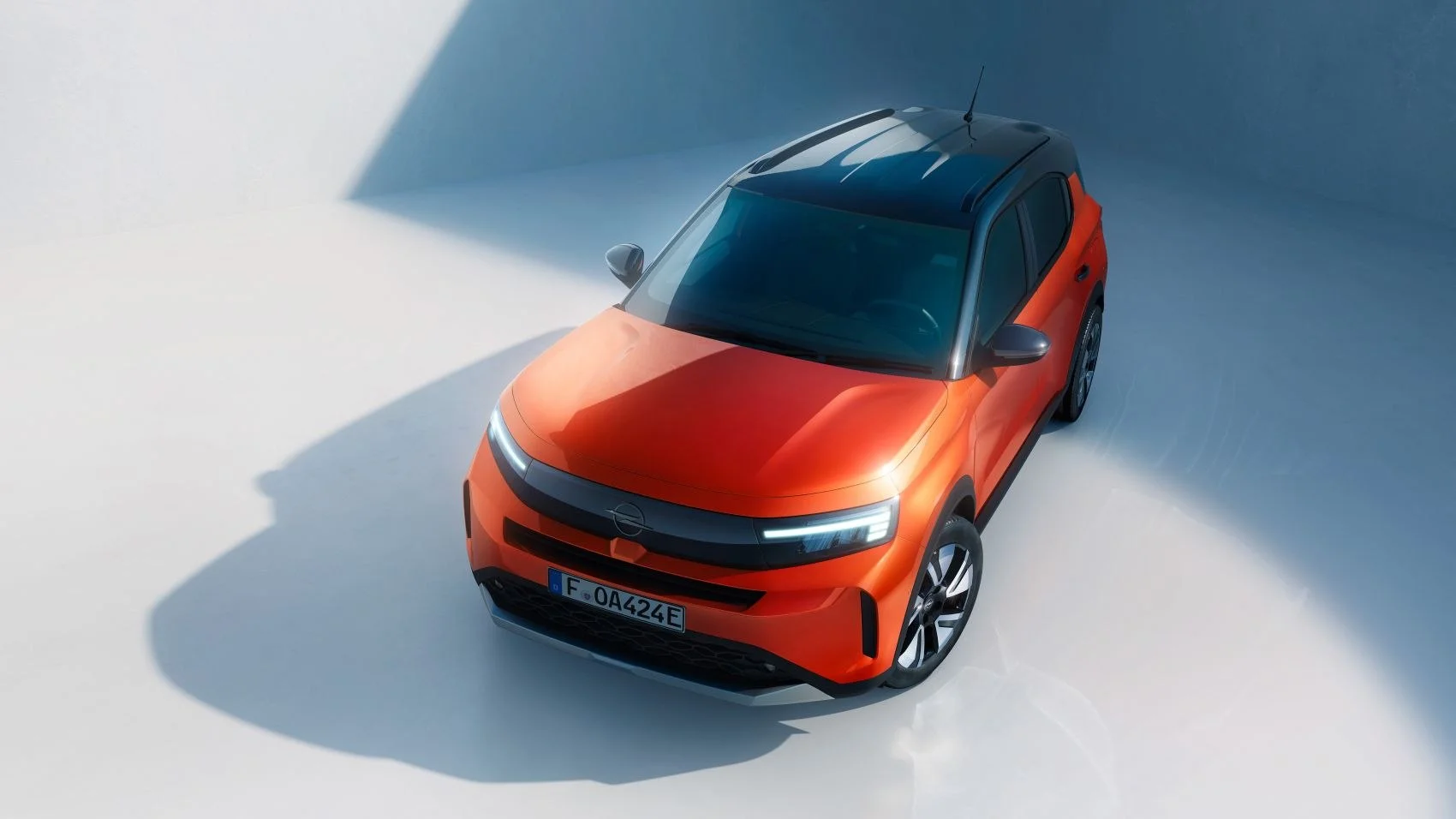 Opel Frontera 1.2 Turbo (100 Hp) Mild Hybrid e-DCT2024 - 2025 thumbnail 3