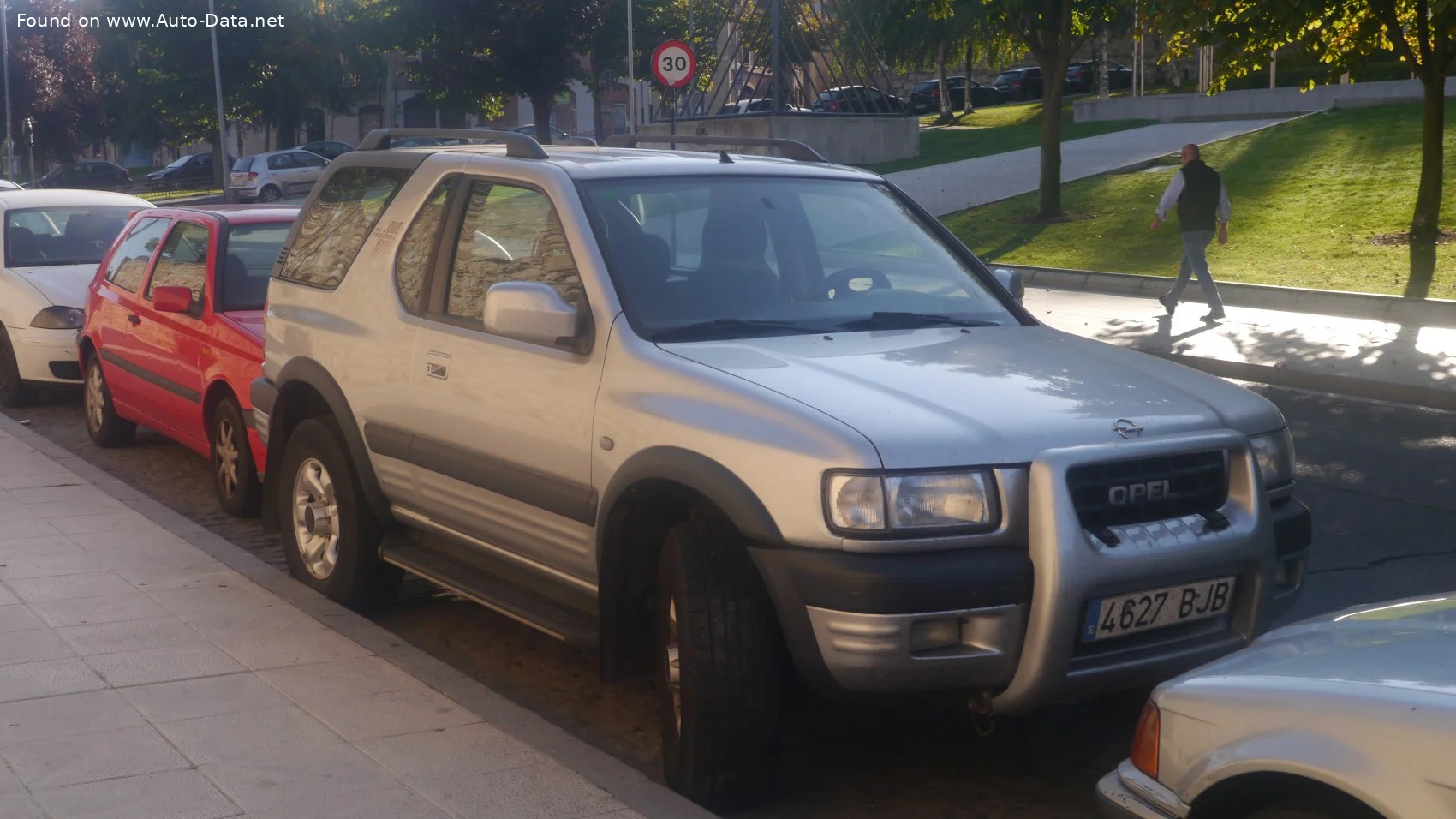 Opel Frontera Opel Frontera B Sport