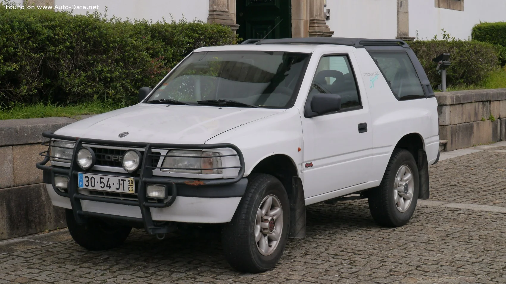 Opel Frontera 2.0i (115 Hp)1992 - 1995 - 1