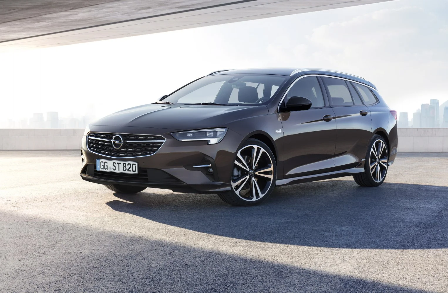 Opel Insignia 1.5d (122 Hp)2020 - thumbnail 4