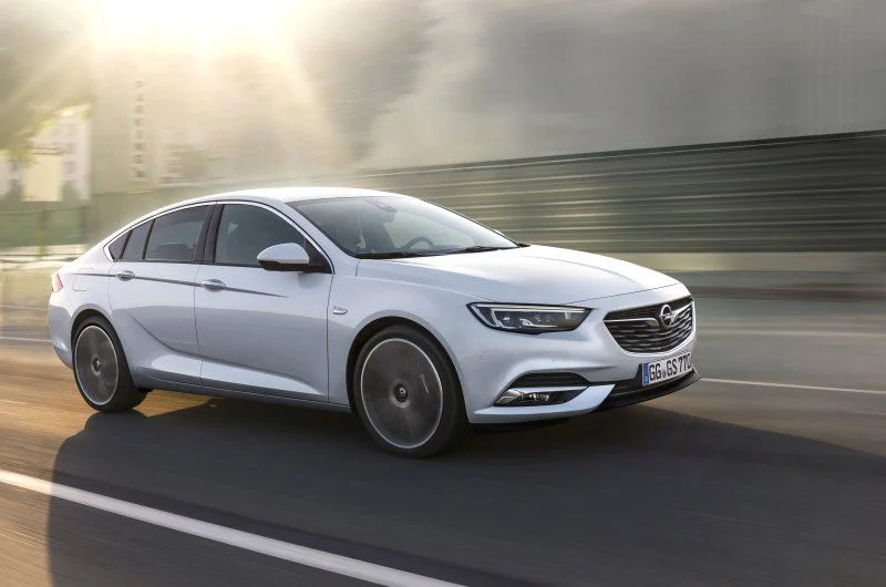 Opel Insignia 1.5 EcoTEC Turbo (140 Hp)2017 - 2018 thumbnail 13