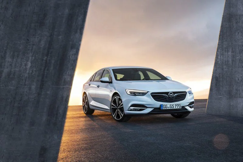 Opel Insignia 1.5 EcoTEC Turbo (140 Hp)2017 - 2018 thumbnail 15
