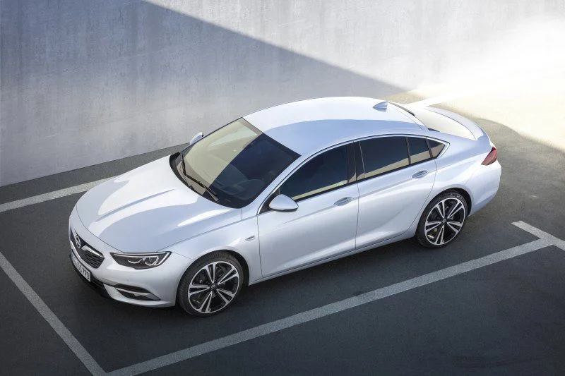 Opel Insignia 1.5 EcoTEC Turbo (140 Hp)2017 - 2018 thumbnail 17