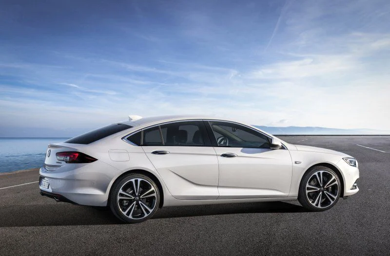 Opel Insignia 1.5 EcoTEC Turbo (140 Hp)2017 - 2018 thumbnail 18