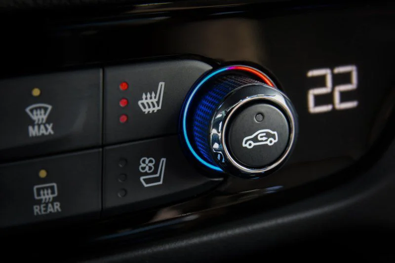 Opel Insignia 1.5 EcoTEC Turbo (140 Hp)2017 - 2018 thumbnail 5