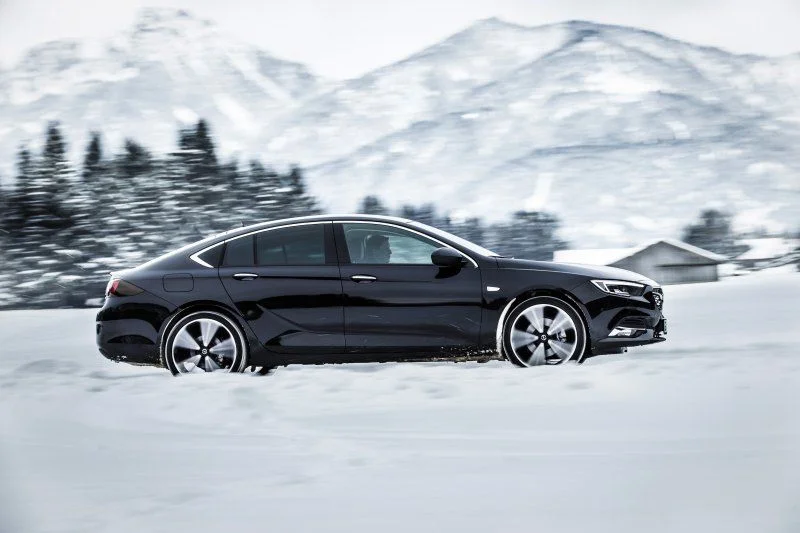 Opel Insignia 1.5 EcoTEC Turbo (140 Hp)2017 - 2018 thumbnail 10