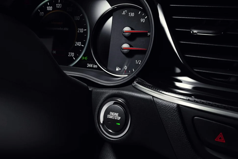 Opel Insignia 1.5 EcoTEC Turbo (140 Hp)2017 - 2018 thumbnail 13