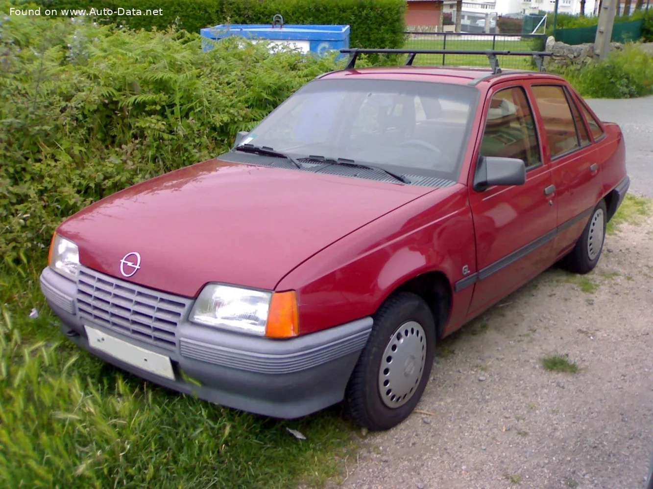 Opel Kadett 1.2 S (54 Hp)1984 - 1986 thumbnail 4