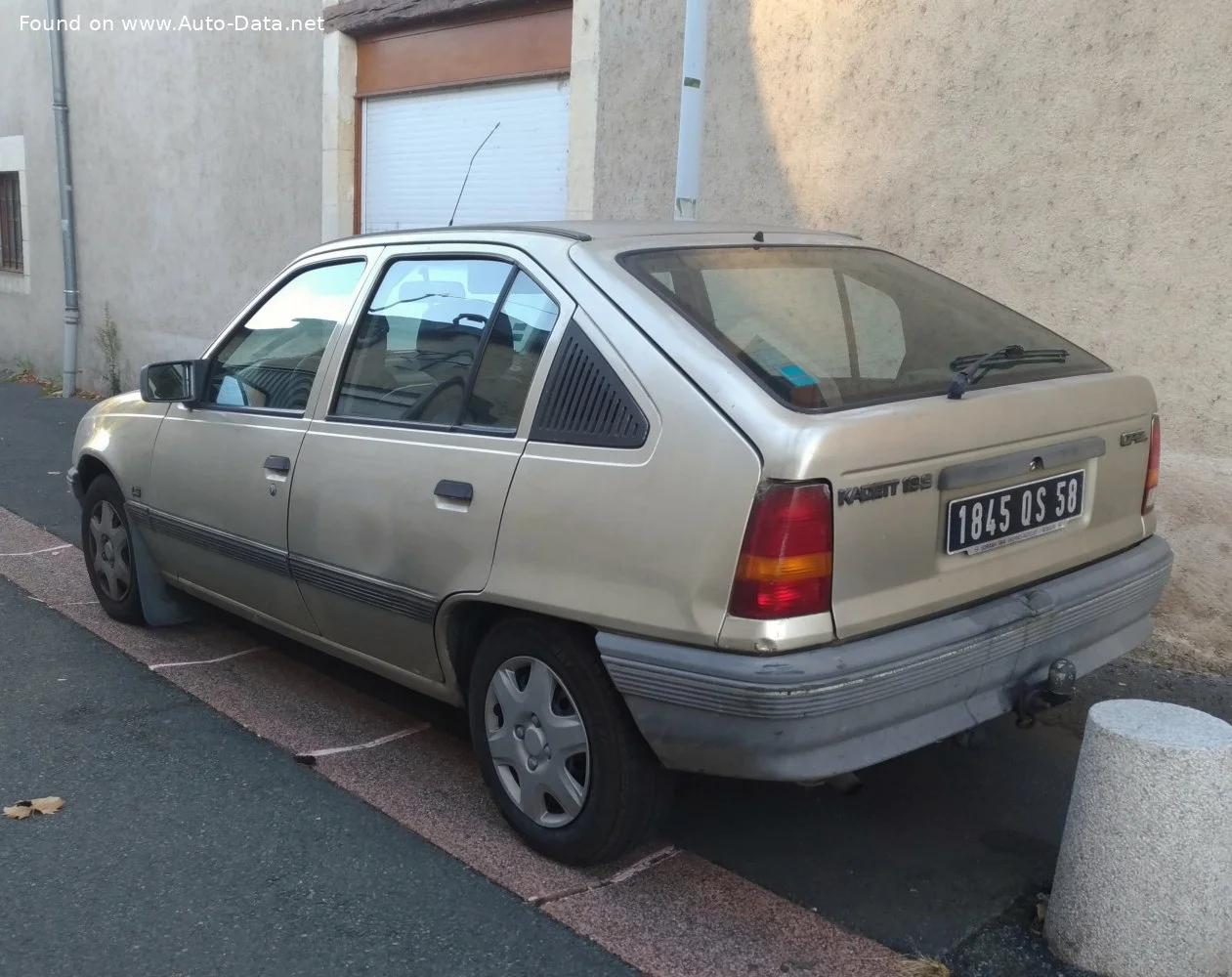 Opel Kadett 1.2 (55 Hp)1984 - 1986 thumbnail 12