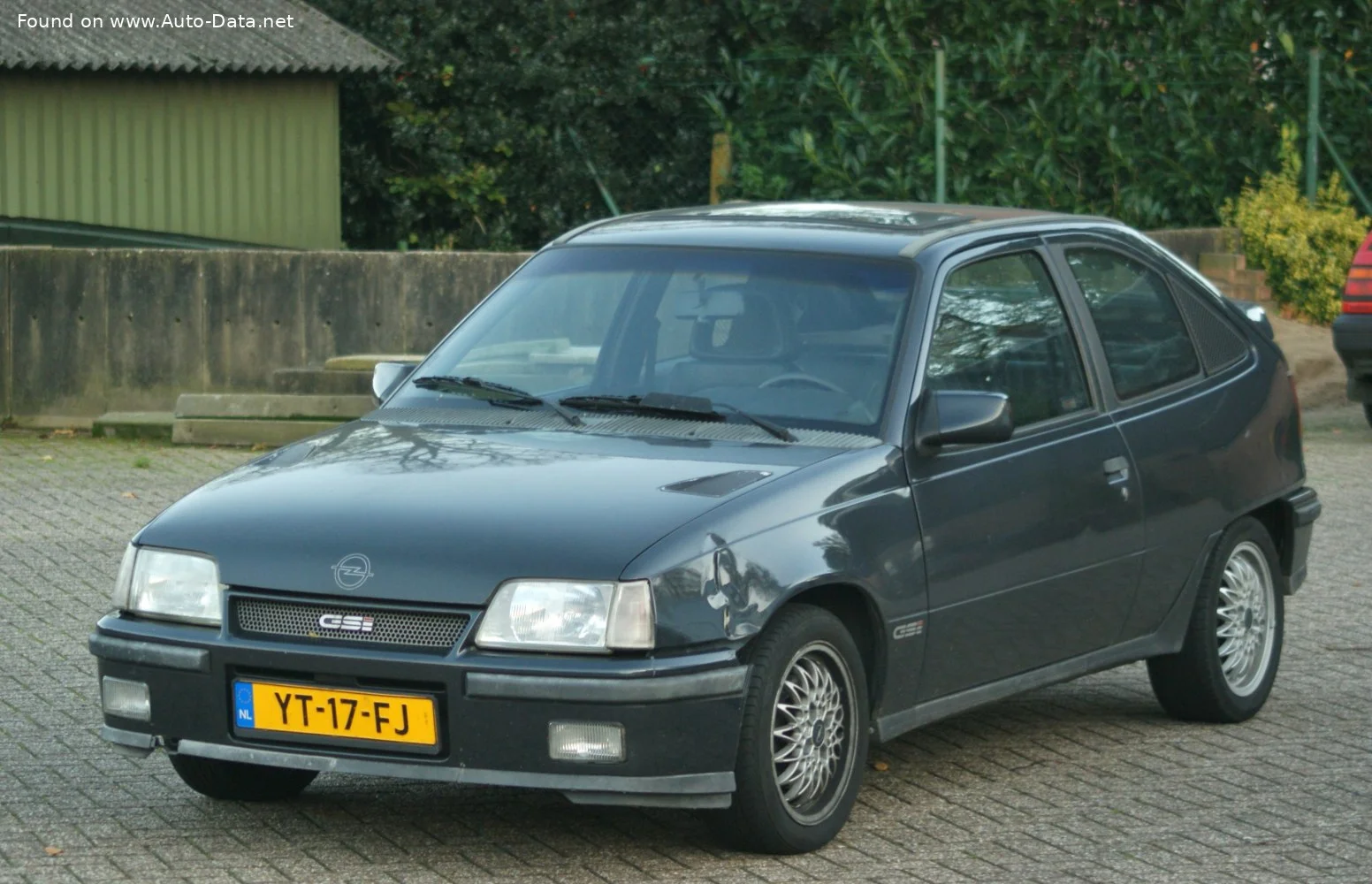 Opel Kadett 1.2 (55 Hp)1984 - 1986 thumbnail 3