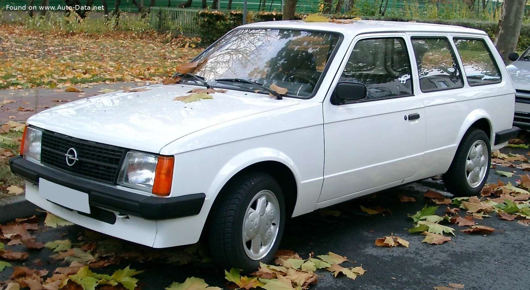 Opel Kadett 1.2 (53 Hp)1979 - 1982 - 1