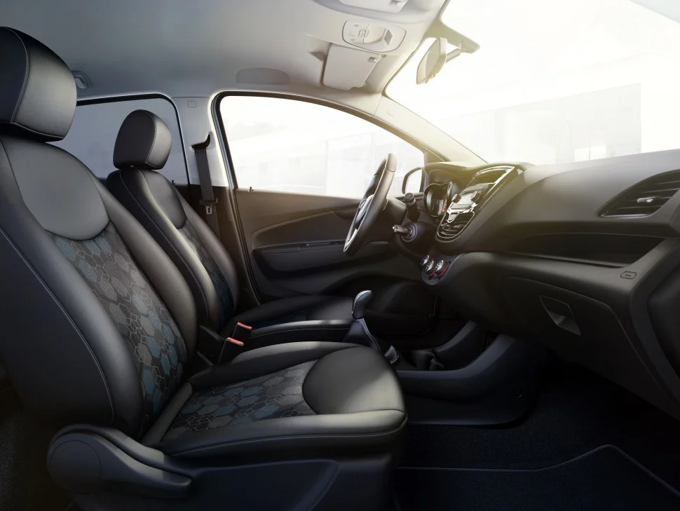 Opel Karl 1.0 (73 Hp)2018 - 2019 thumbnail 4